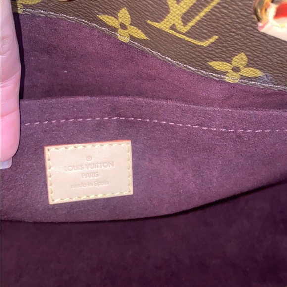 Louis Vouitton - Picture 7 of 12